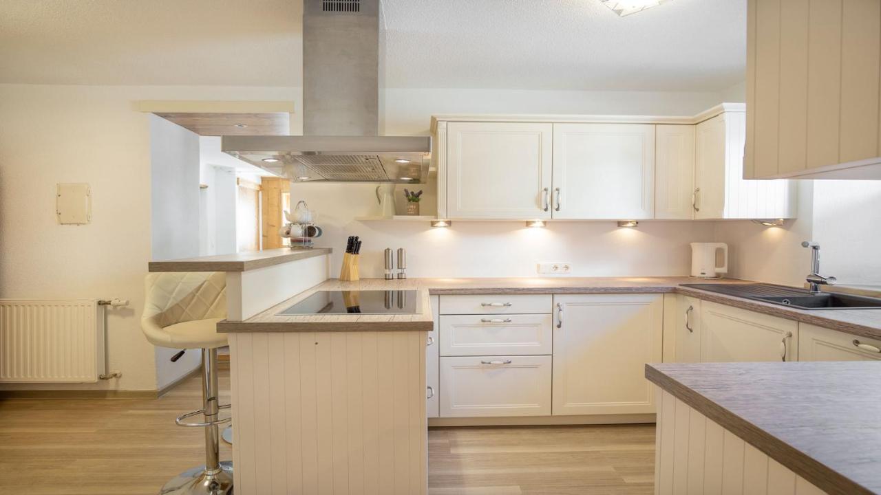 Stuwip Alps Appartement Sonnenstein ฟูลป์เมส ภายนอก รูปภาพ